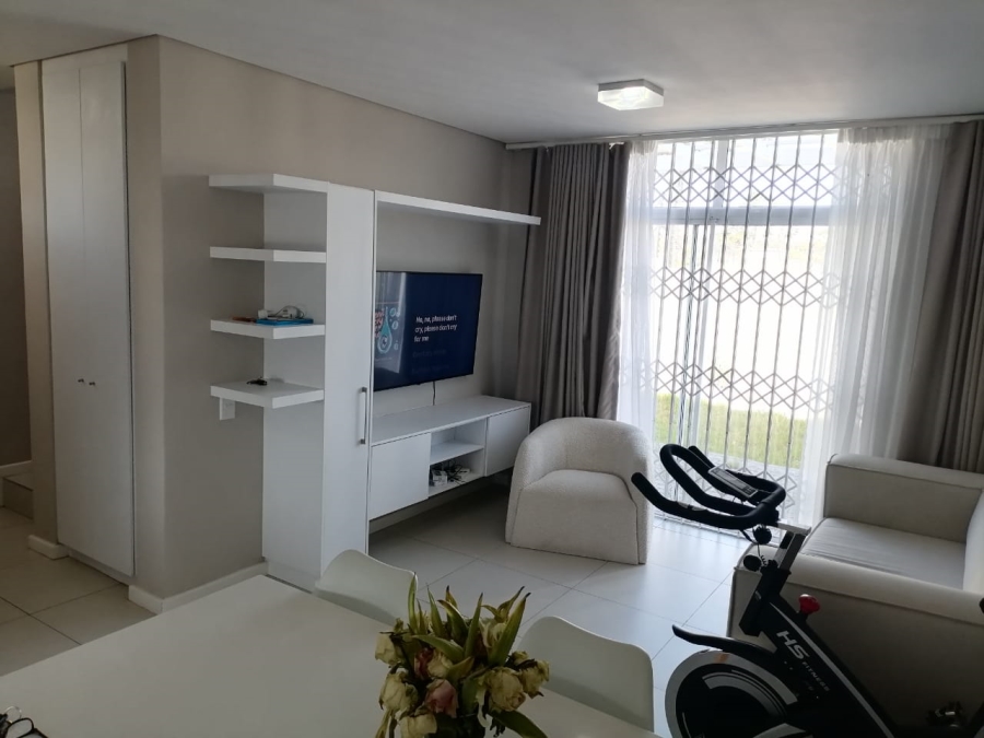 2 Bedroom Property for Sale in Somerset Lakes Western Cape
